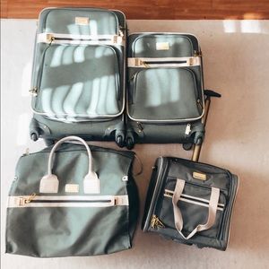 Nicole Miller Luggage Set of 4